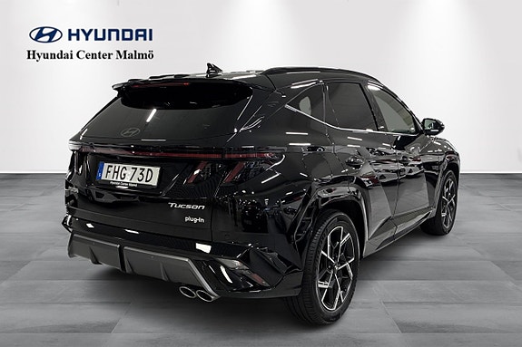 Hyundai Tucson 2 of 16