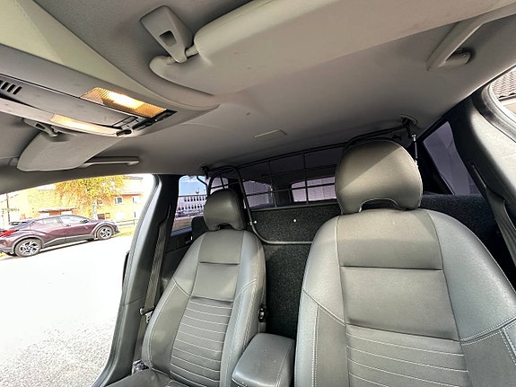 Volvo V50 10 of 12
