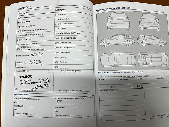 Volkswagen Passat Alltrack 14 of 20