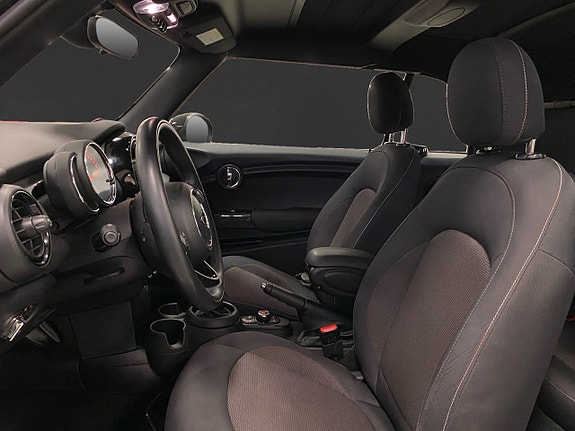 MINI Cooper 8 of 17