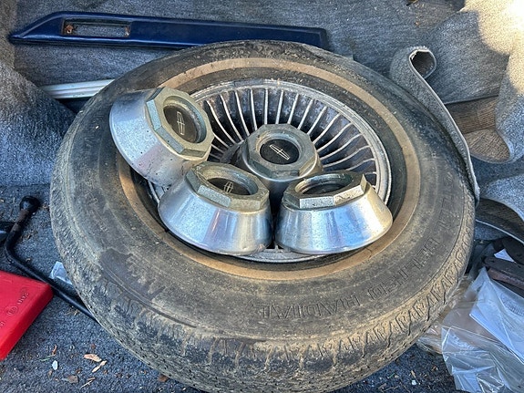 Lincoln Continental 22 of 23