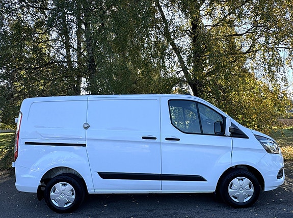 Ford Transit Custom 16 of 19