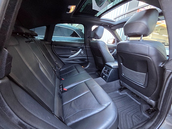 BMW 335d 14 of 21