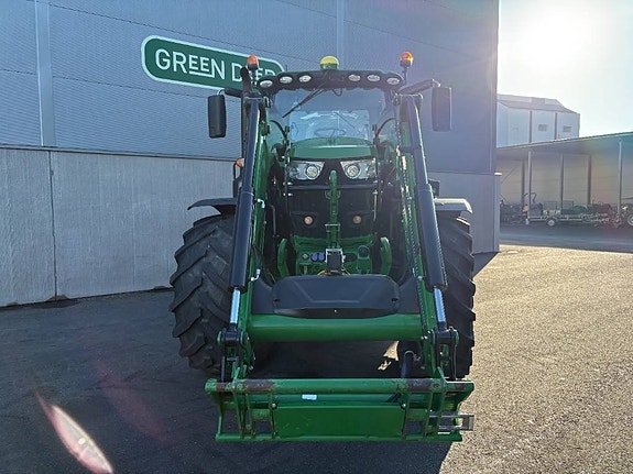 John Deere 6215 R 4 of 8