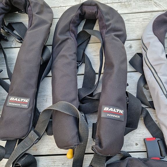 Product image 1 of 4