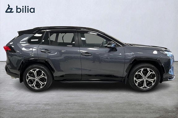 Toyota RAV4 18 of 30