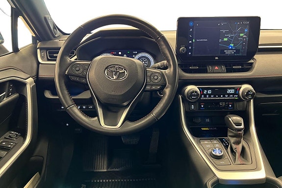 Toyota RAV4 10 of 30
