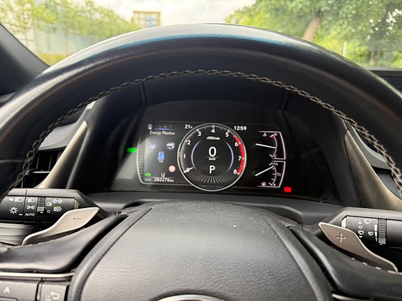 Lexus ES300h 6 of 9