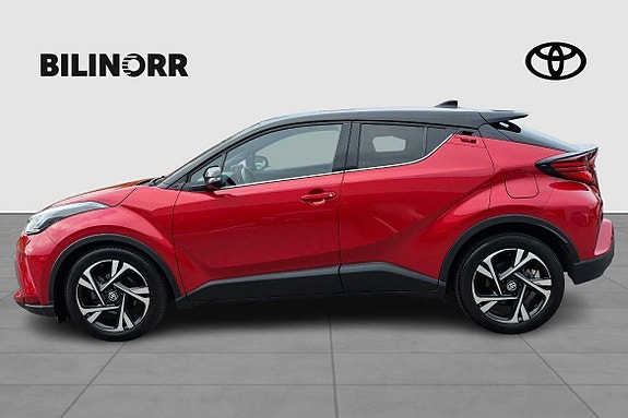 Toyota C-HR 3 of 11
