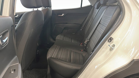 Kia Stonic 9 of 24