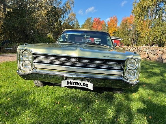 Plymouth Fury 2 of 19