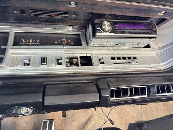 Plymouth Fury 15 of 19