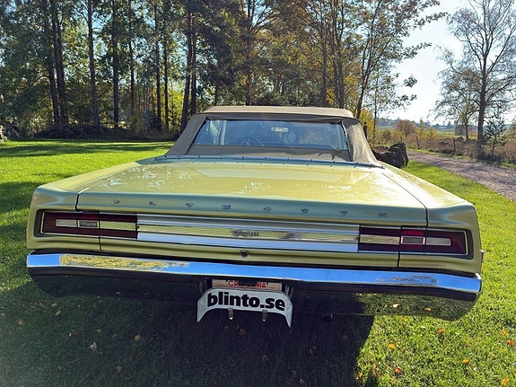 Plymouth Fury 6 of 19