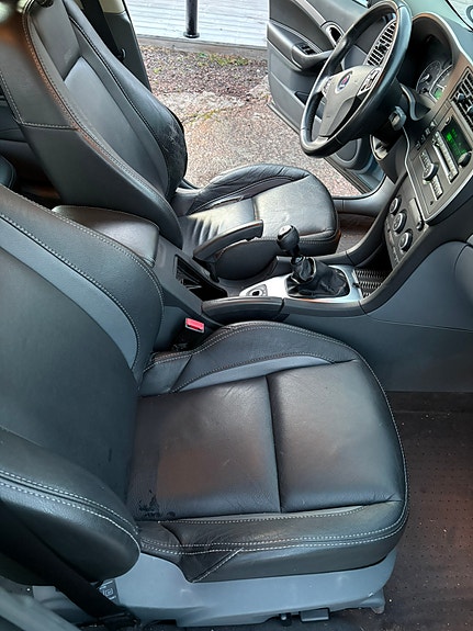 Saab 9-3 9 of 10