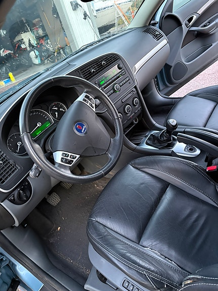 Saab 9-3 6 of 10