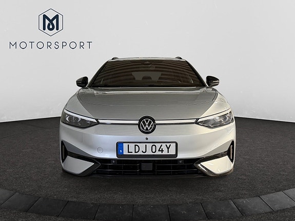 Volkswagen ID.7 11 of 23