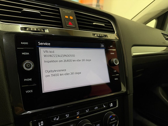 Volkswagen Golf Alltrack 29 of 30