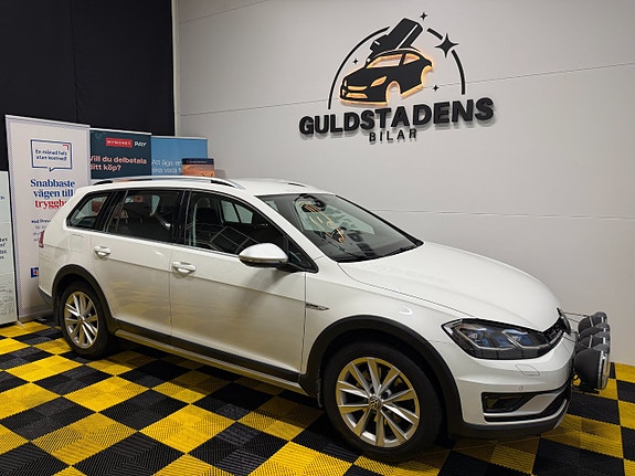 Volkswagen Golf Alltrack 3 of 30