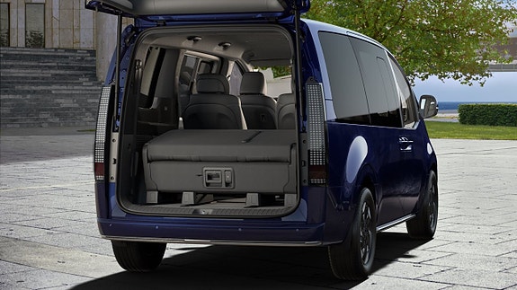 Hyundai Staria 7 of 12