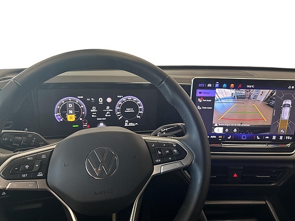 Volkswagen Tiguan 16 of 17