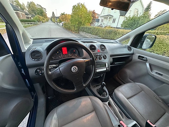 A-traktor VW Caddy Nybesiktad Epa 9 of 11