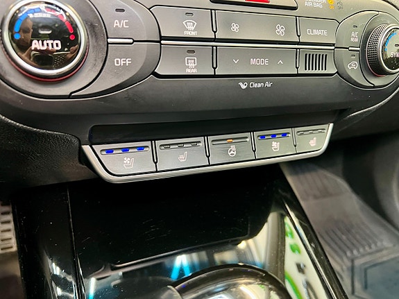 Kia Sorento 27 of 30