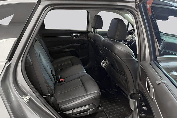 Kia Sorento 11 of 14
