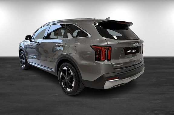 Kia Sorento 14 of 14