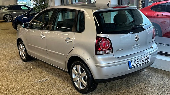 Volkswagen Polo 2 of 11
