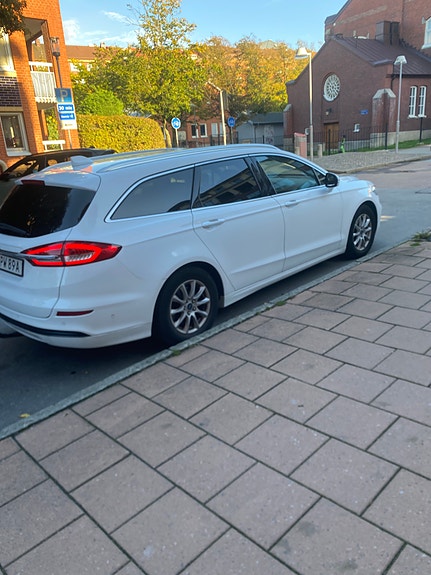 Ford Mondeo 11 of 15