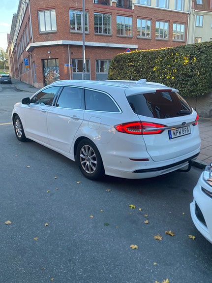 Ford Mondeo 10 of 15