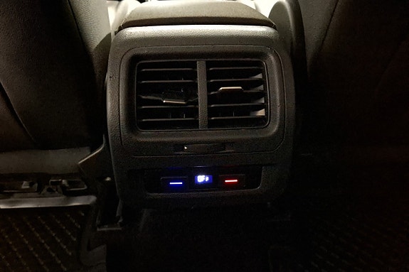 Volkswagen Touran 17 of 23