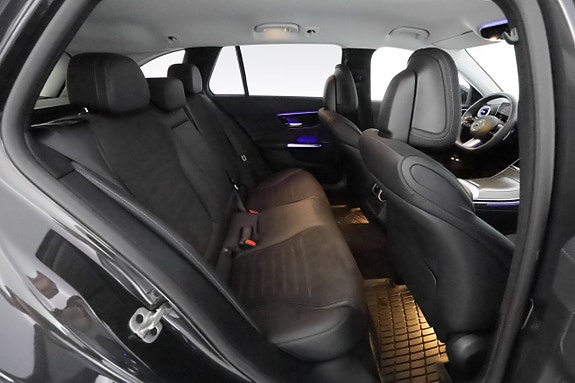 Mercedes-Benz C300 e 16 of 30