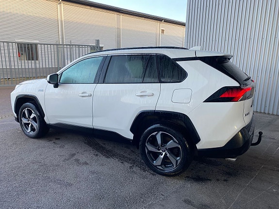 Toyota RAV4 2 of 3