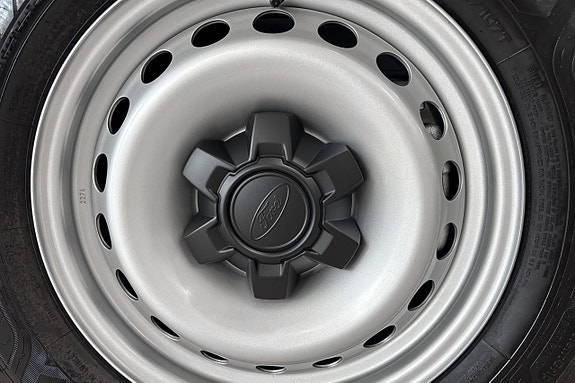 Ford Transit Custom 12 of 12