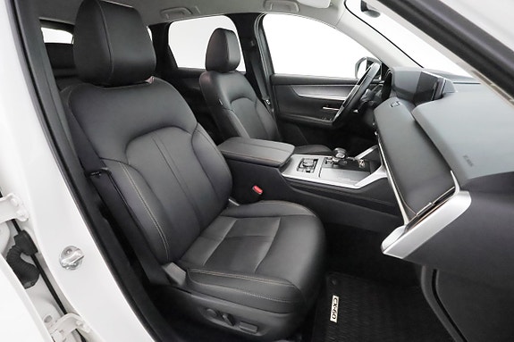 Mazda CX-60 15 of 30