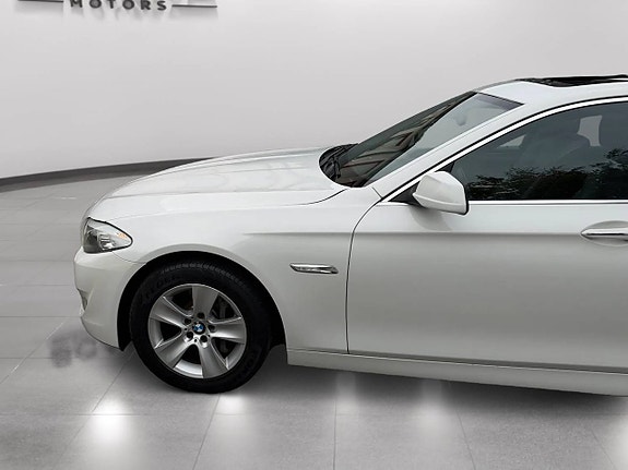 BMW 525d 10 of 30