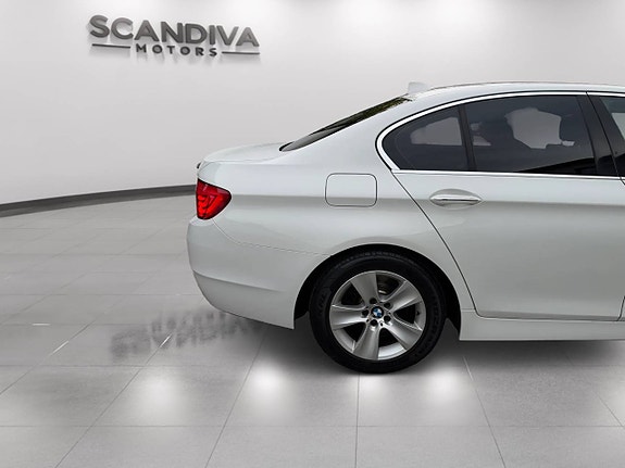 BMW 525d 11 of 30