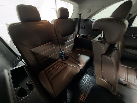 Kia Sorento 21 of 30