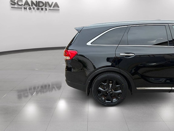Kia Sorento 10 of 30