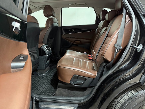 Kia Sorento 15 of 30