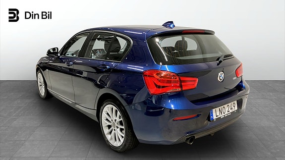 BMW 118i 3 of 12