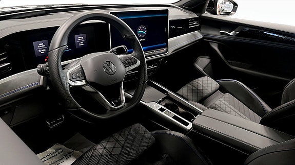 Volkswagen Passat 7 of 12