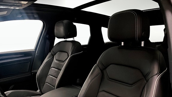 Volkswagen Touareg 8 of 12
