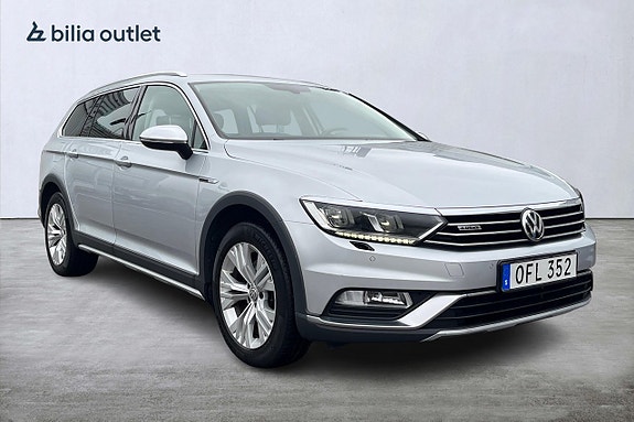 Volkswagen Passat Alltrack 8 of 28