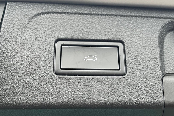 Volkswagen Passat Alltrack 25 of 28