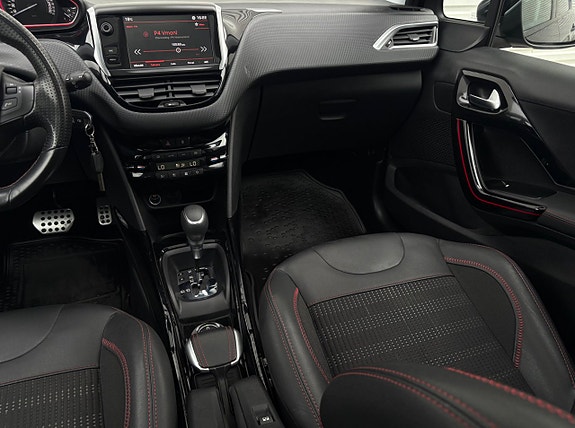 Peugeot 2008 13 of 19