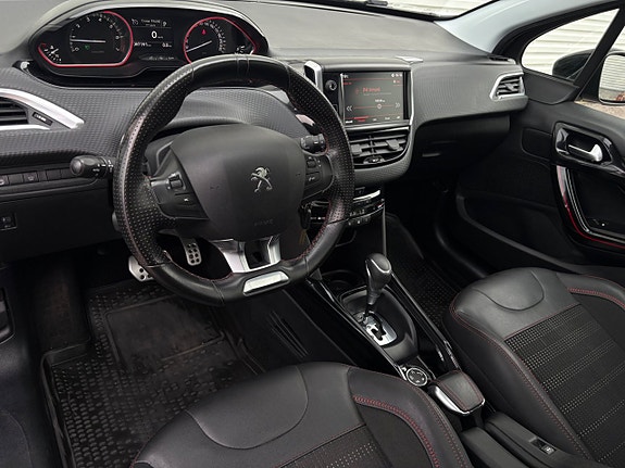 Peugeot 2008 10 of 19