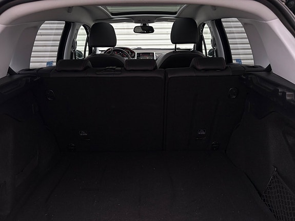 Peugeot 2008 17 of 19