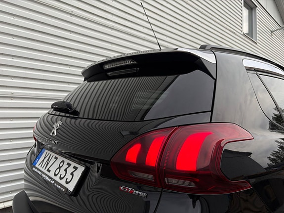 Peugeot 2008 4 of 19